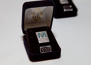 CEM_Pin_in_box